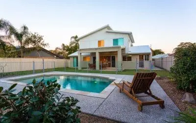 8 Tips for Landscaping Around Your Pool